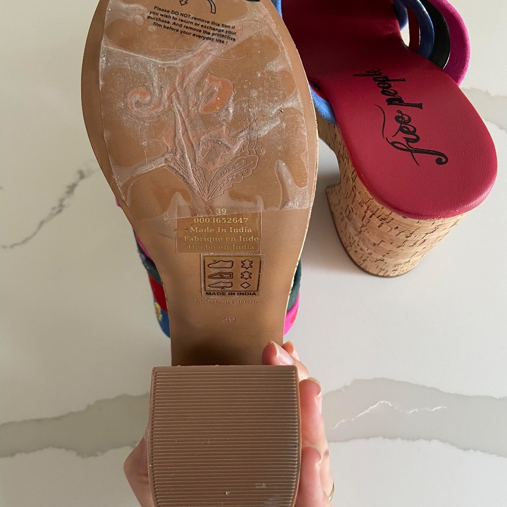 NWOT FREE PEOPLE GROOVY HIPPIE Y2K PLATFORM SLIP ON SANDALS RESORTWEAR VACATION - Picture 6 of 7